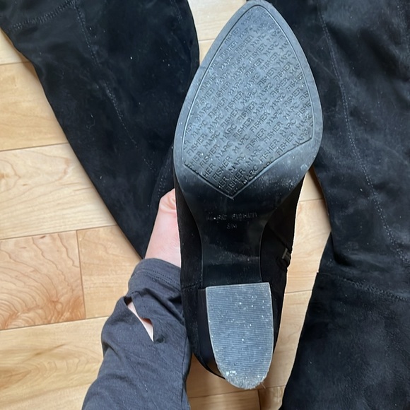 Marc fisher black over the knee boots size 8 - Picture 3 of 3